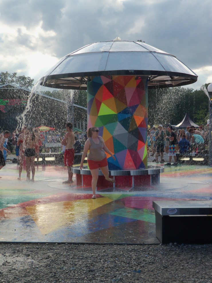 Shelby playing the fountain.